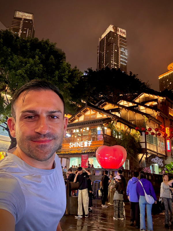 viaggio cina chongqing connesso internet vpn saily esim veloce